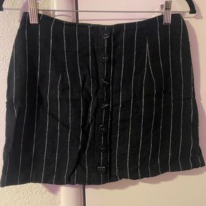 F21 button down skirt